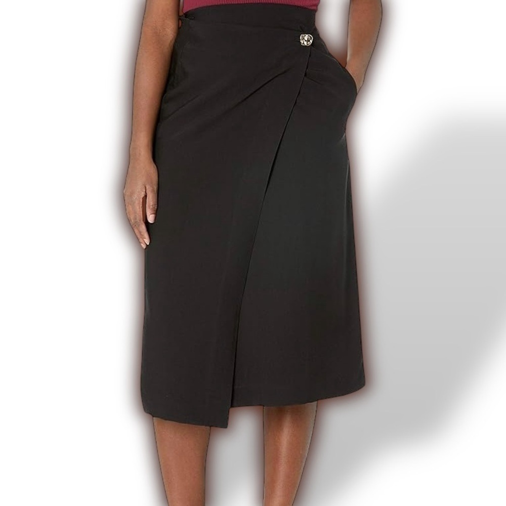 Vince ‘Asymmetric True Wrap Skirt’ In Black With Silver Hammered Button Size 2